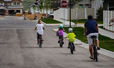 Biciklizés gyerekkel