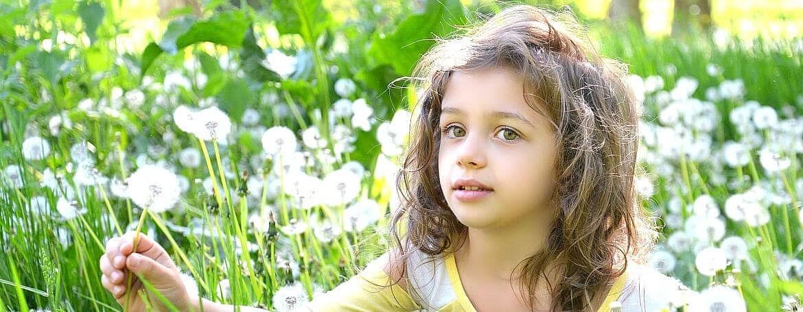 CSALÁDBARÁT VÉDJEGY